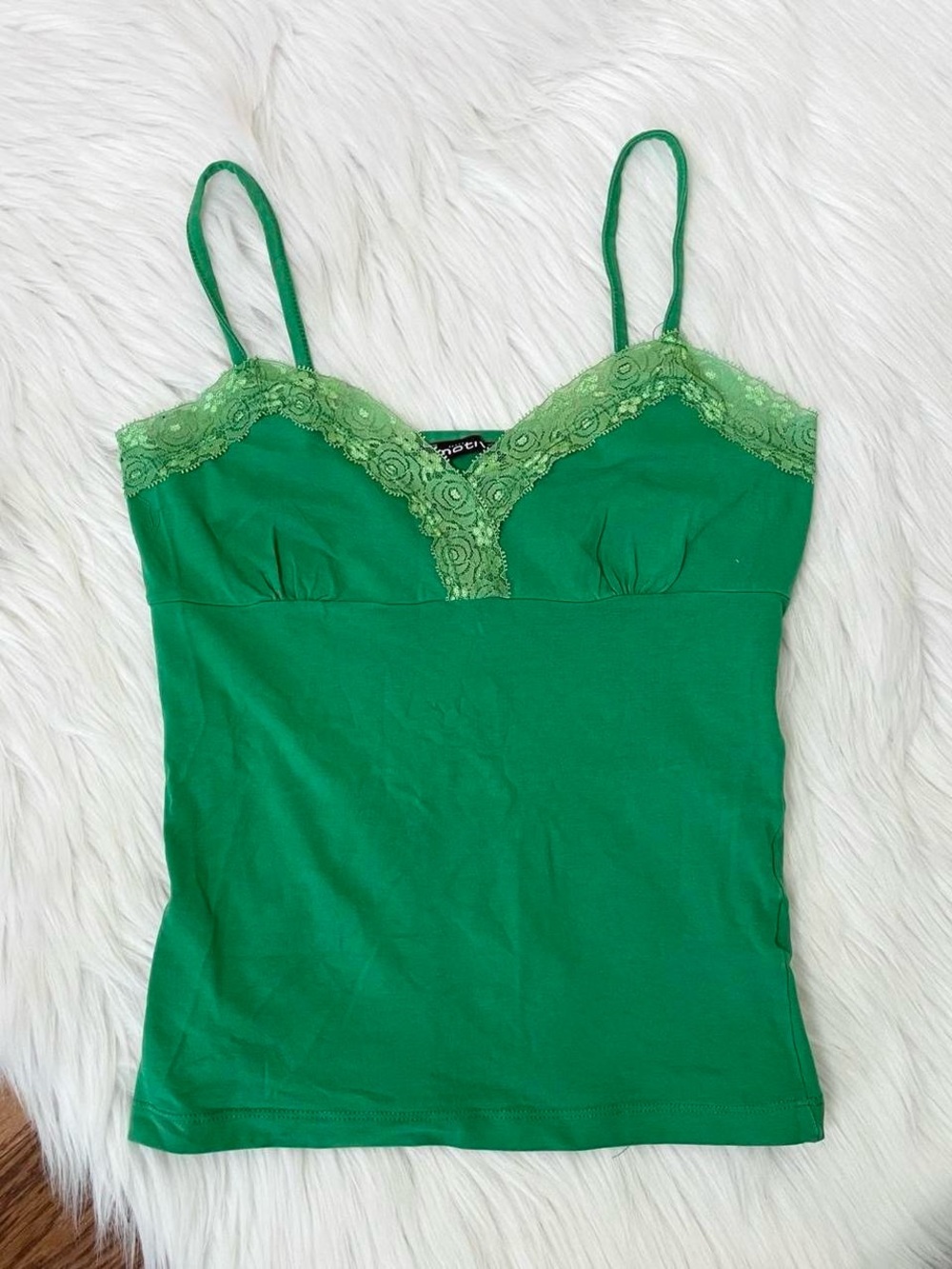 Vintage Y2K green lace trim cami by Motivi
